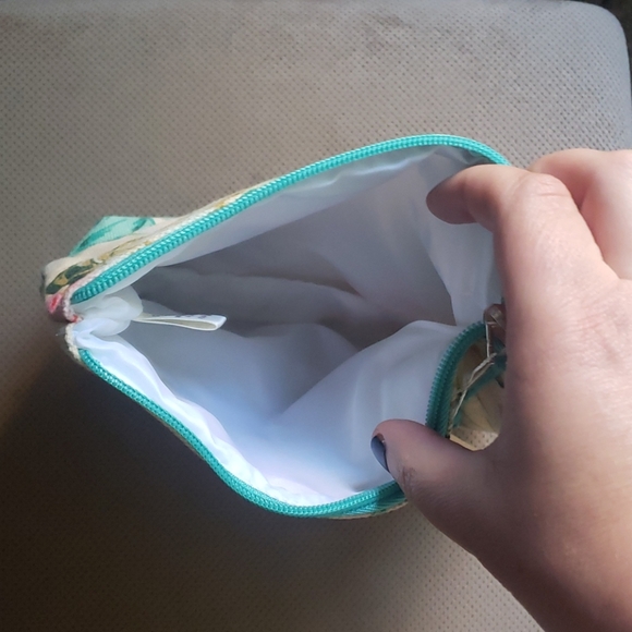 Tropical print pouch/cosmetic bag - Picture 2 of 2